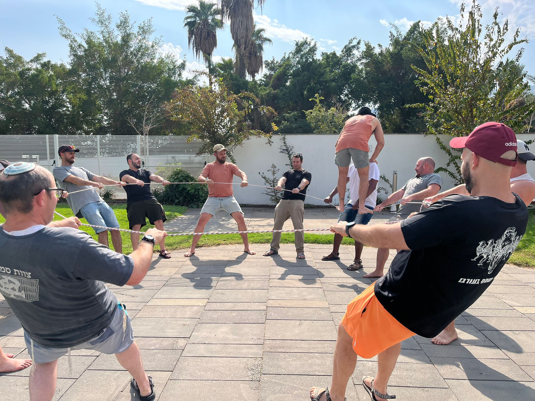 001E342A-DB6E-40CB-A073-EB53757D206E