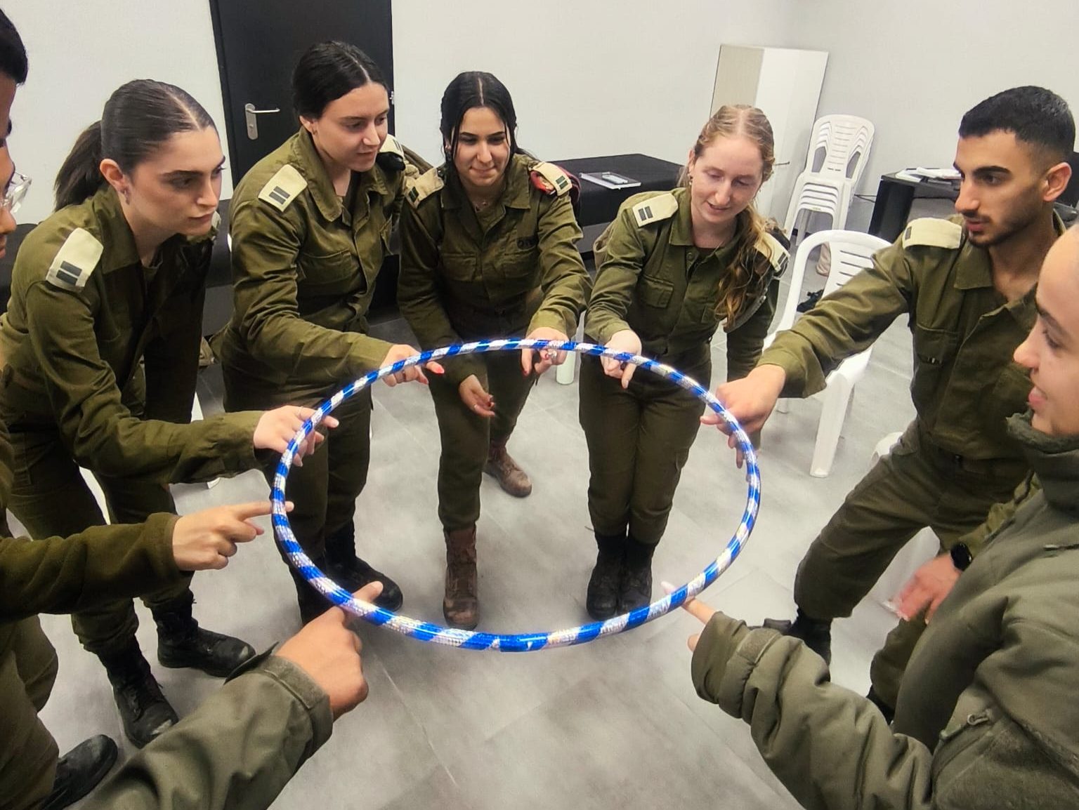 0BCAE46A-6AF9-4C7B-8A9E-5223C4B96D54