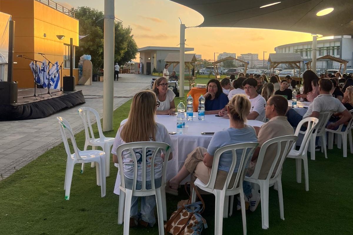 7fedc408-125c-409c-bbeb-11d8edab3520